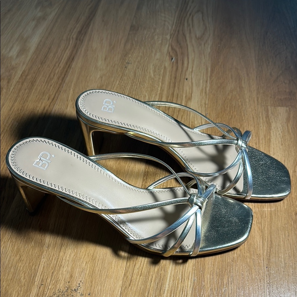 bp Gold Knotted Kitten Heels